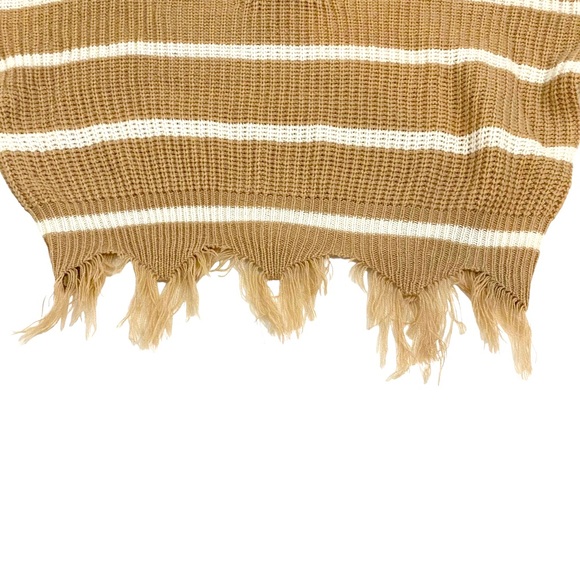 Polly & Esther Beige & White Stripes Destructed Chunky Knit Cropped Sweater, S - Picture 4 of 10